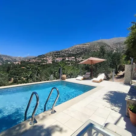 Villa Anti-pera