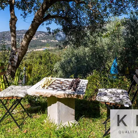 Villa Anti-pera With Private Pool In Dilinata Village! *