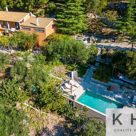 Anti-pera With Private Pool In Dilinata Village! Villa